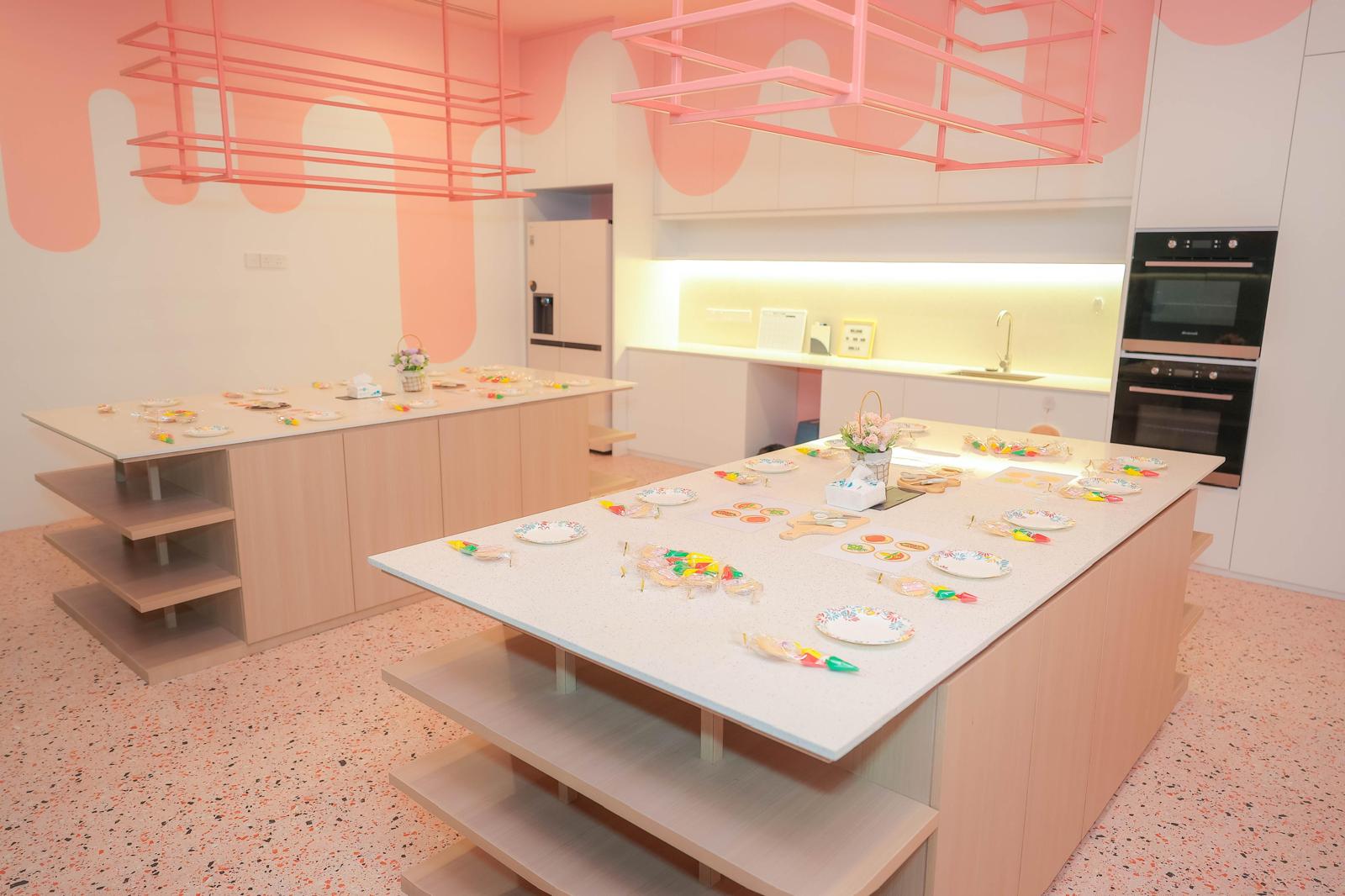 Baking Studio