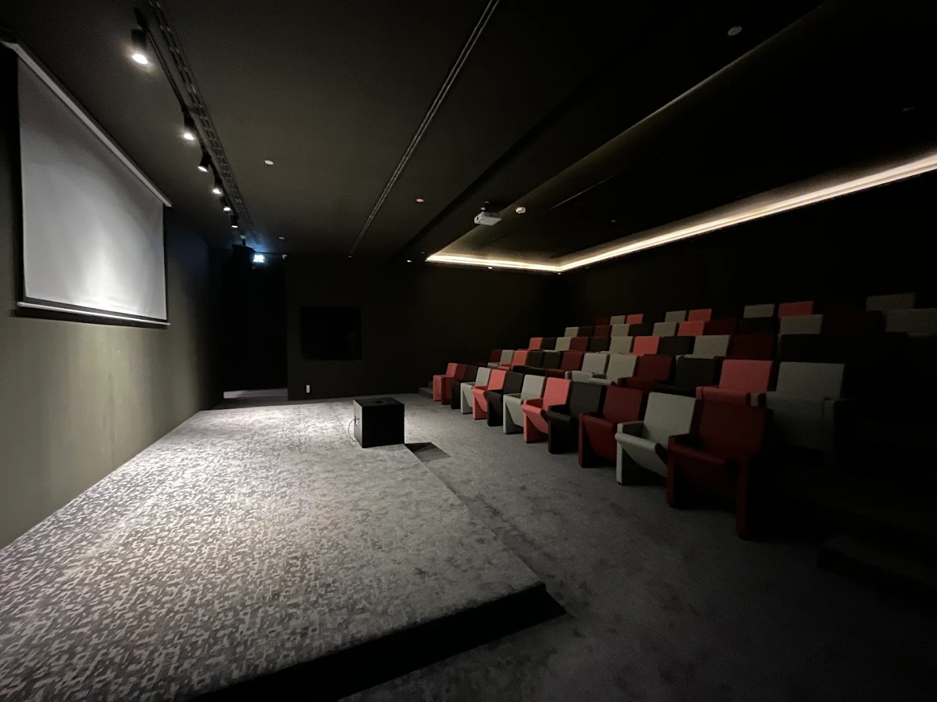 Private Cinema